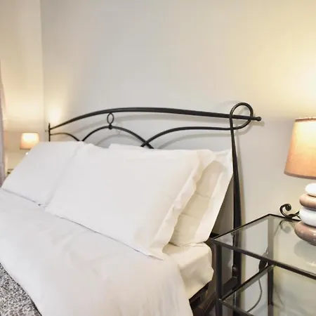 O Magenta Baylon Ρώμη