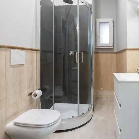 O Magenta Baylon Ρώμη