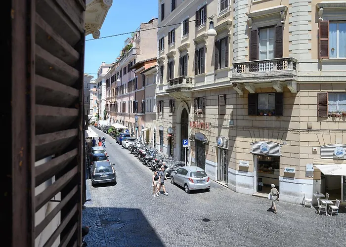 O Magenta Baylon Affittacamere Roma