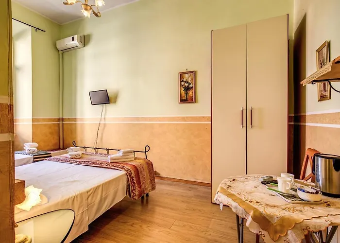 O Magenta Baylon Affittacamere