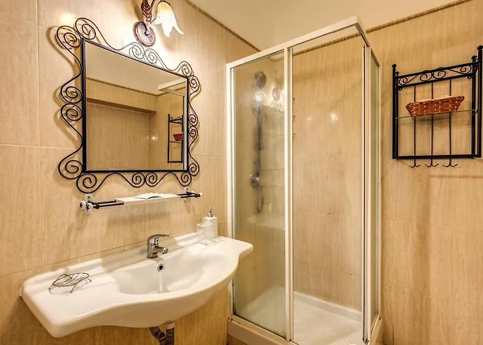 O Magenta Baylon Affittacamere 4*